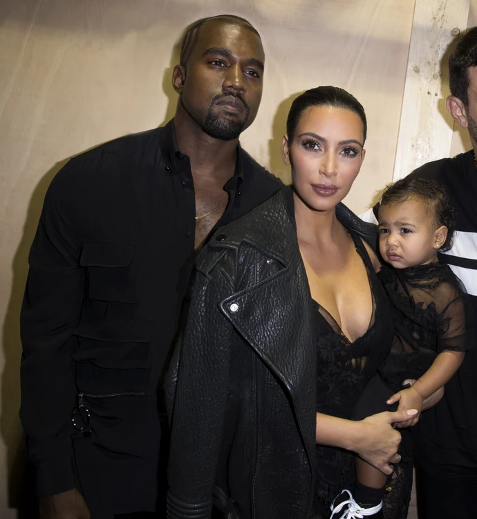 Kim Kardashian şi Kanye West au o fetiţă de un an şi 10 luni, numită North WestFoto: Hepta