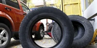 Şoferii de autoturisme au început încă din luna octombrie să-şi echipeze maşinile cu cauciucuri de iarnă