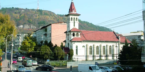 Neamţ: Biserica Catolică din Centru va fi demolată