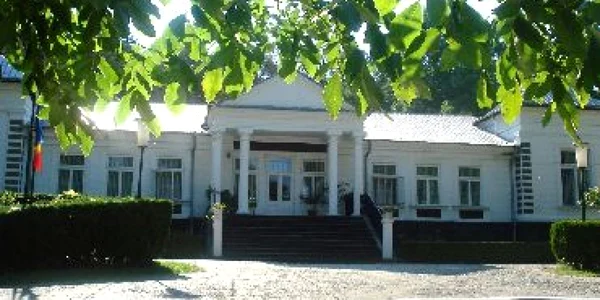 Bacău: Manifestări artistice la Tescani