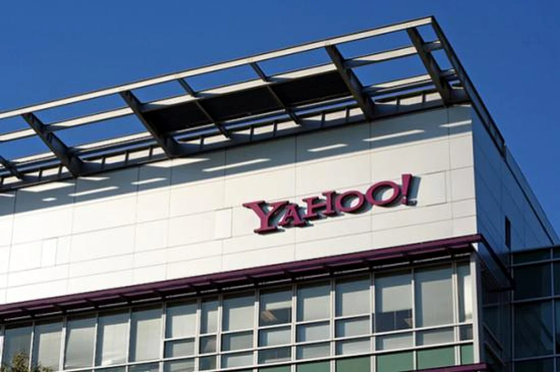 
    Directoarea Yahoo e acuzată de hărţuire sexuală  