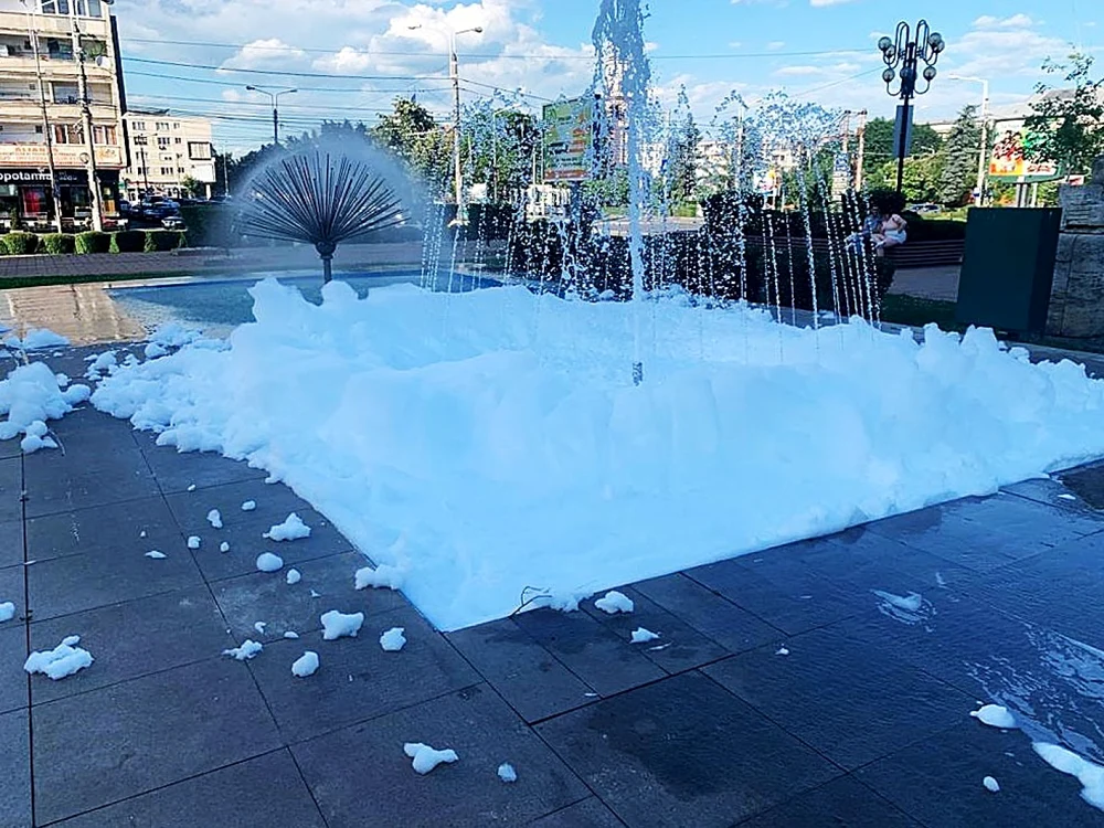 Fântânile arteziene ar trebui pornite toată ziua arată recomandările ANMP FOTO Adevărul