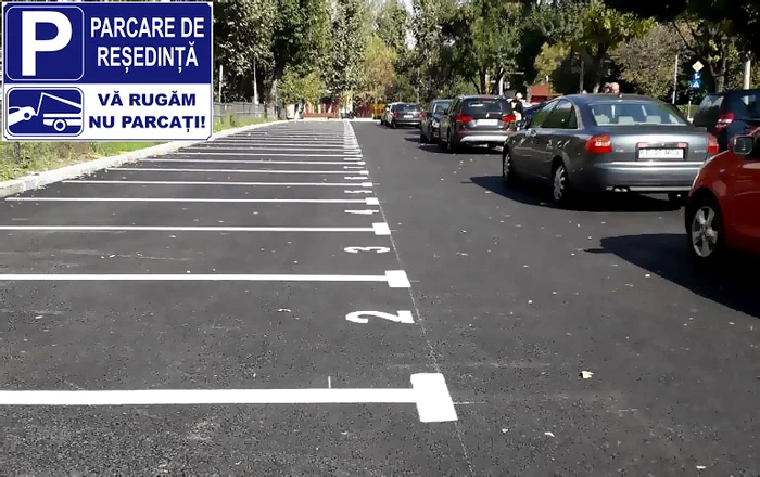 Parcare reședință.
