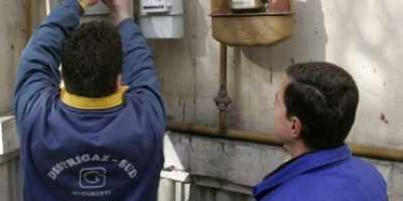 800 de angajaţi ar putea părăsi compania GDF SUEZ Energy Romania