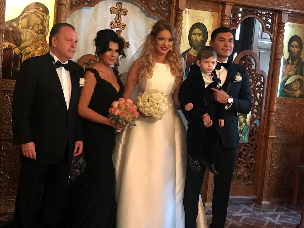 Micuţul Milan a participat la nunta părinţilor 