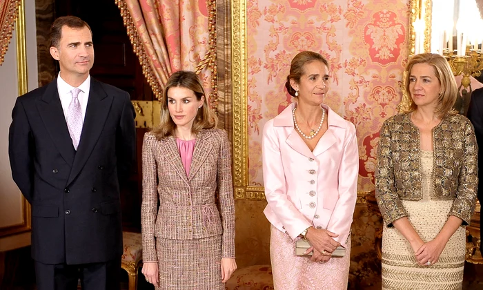 Felipe, Letizia, Prințesa Elena, Prințesa Cristina și Inaki Urdangarin, 2011, Getty jpg