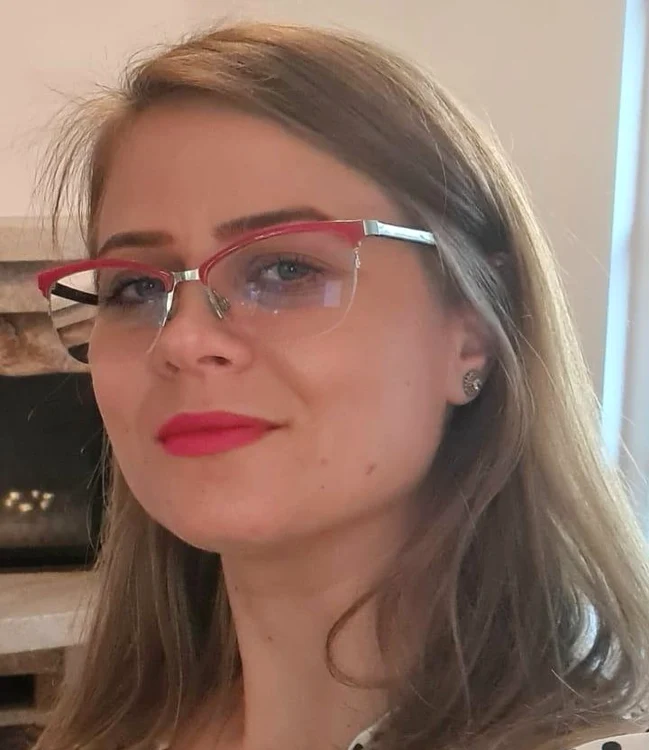Alexandra lucrează la Spitalul de Psihiatrie din Roman FOTO Facebook Europol