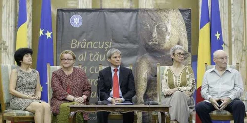 conferinta de presa palatul Victoria