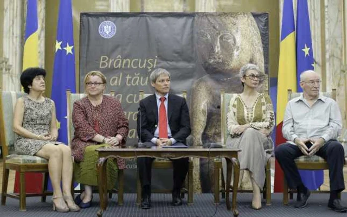 Conferinţa de presă de la Palatul Victoria: Doina Lemny, Corina Şuteu, Dacian Cioloş, Oana Pellea şi Victor Rebengiuc                                              FOTOGRAFII:  Inquam Photos / Octav Ganea