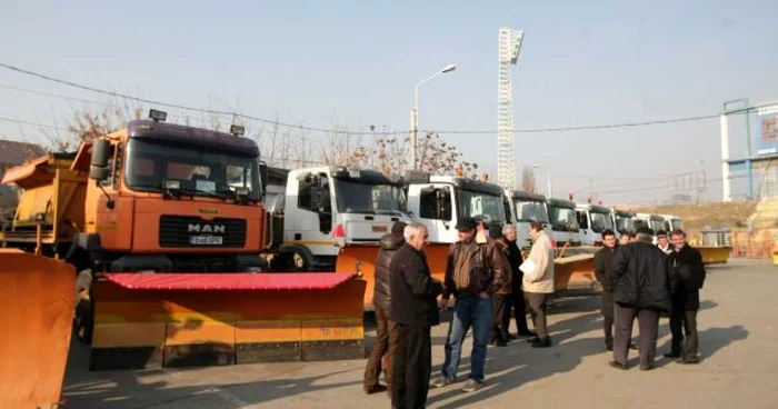 Utilajele au fost puse la treabă în această dimineaţă pe A2 foto: Arhivă