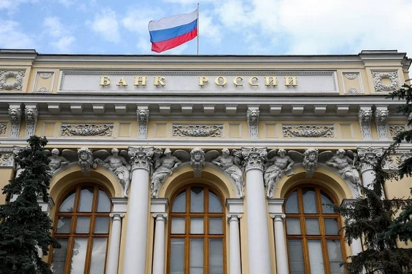 Rusia a declanșat cea mai mare vânzare de aur de la crahul din 1998, pentru finanțarea războiului