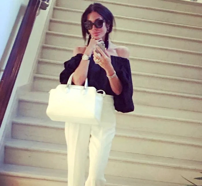 Oksana s-a fotografiat în acelaşi hotel în care a stat Mădălina Ghenea cu o săptămâna în urmă