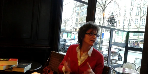 florina ilis carte paris foto cristina hermeziu