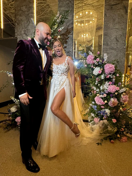 Lora și Ionuț Ghenu în seara nunții lor / Foto: Click!