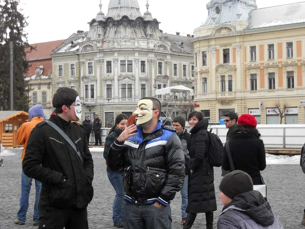 Puţini clujeni au protestat împotriva ACTA în Piaţa Unirii