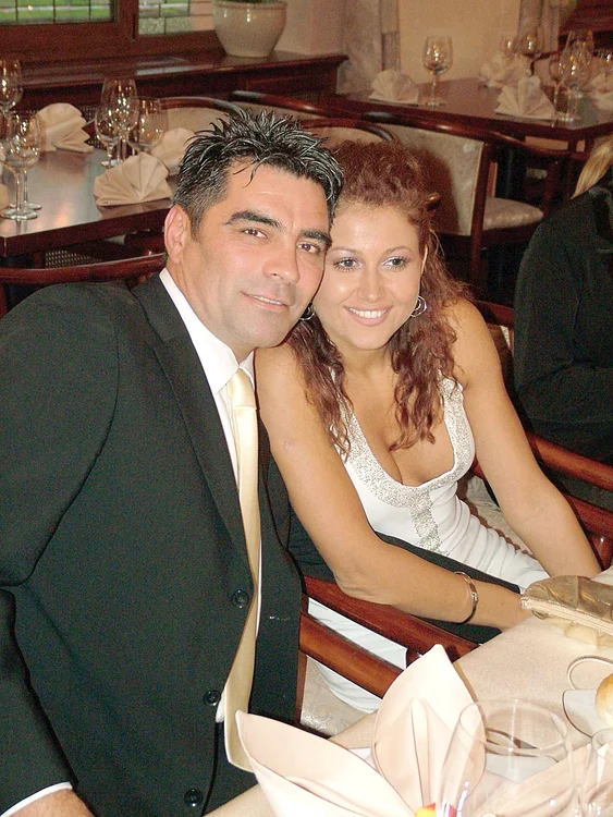 
    Anamaria şi Marcel au fost căsătoriţi doar trei luni în anul 2000  