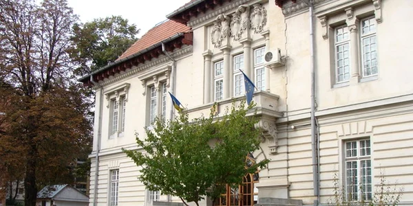 Judecătoria Tecuci unde se află pe rol controversatul dosar FOTO Semnal Tecuci