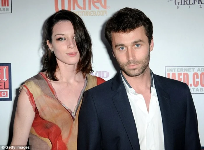 Stoya, fosta iubtă a actorului, l-a acuzat pe Deen că a violat-o, deşi nu se ştie cu siguranţă când s-a petrecut acest lucru. FOTO Daily Mail