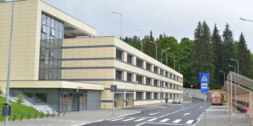 Parcarea din Poiana Mică de la Braşov. FOTOAndrei Paul