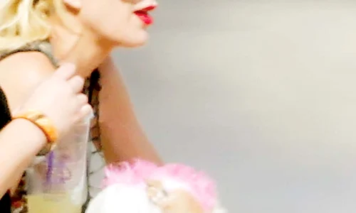 tori spelling jpeg