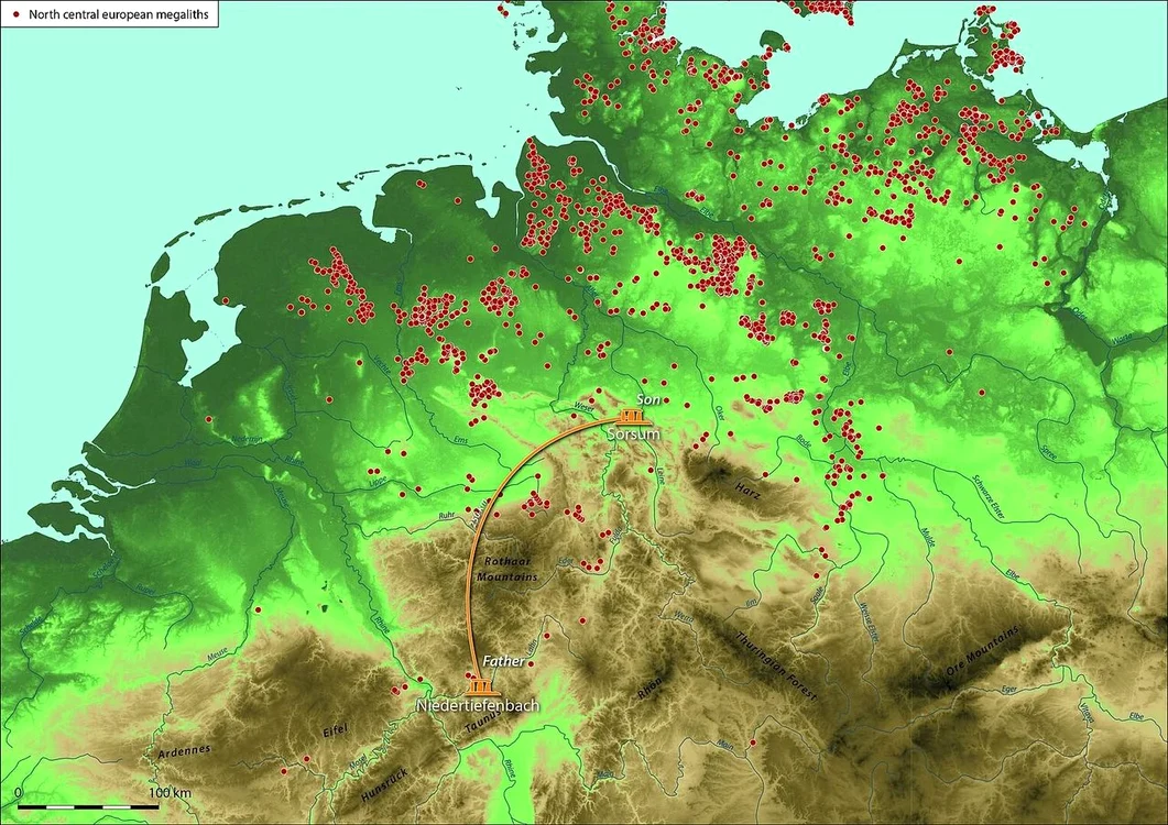 Morminte megalitice neolitice din nordul Europei Centrale (© Ralf Opitz, Inst. f. UFG/Uni Kiel)