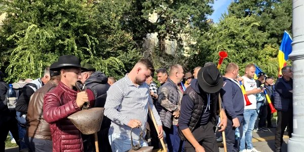 protest oieri piata victoriei, bucuresti, 15 septembrie 2026   sursa foto constanta stefan (5) jpeg