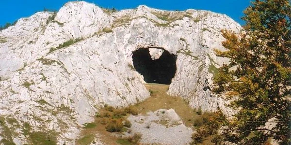 pesteri apuseni alba