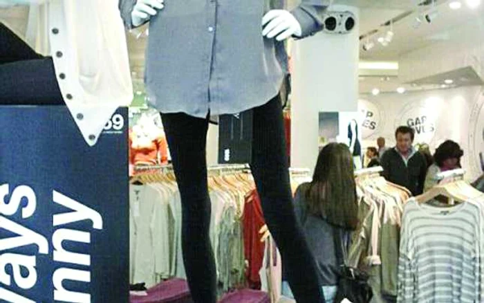 manechin folosit de Gap in campania „Always skinny“