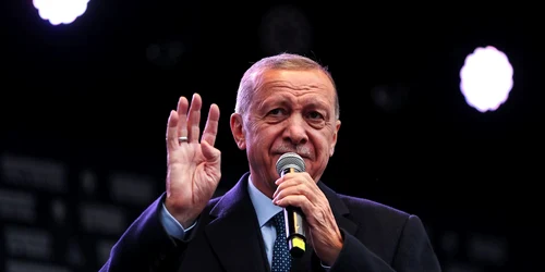 Erdogan se adresează electoratului din Istanbul în ultima zi de campanie FOTO EPA-EFE