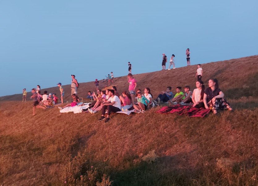 Cum luminează vrednicia unui preot de la țară viețile copiilor dintr-un sat din sudul Moldovei FOTO