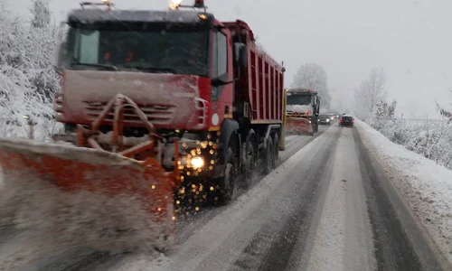 3 deszapezire utilaje drum 0 jpeg