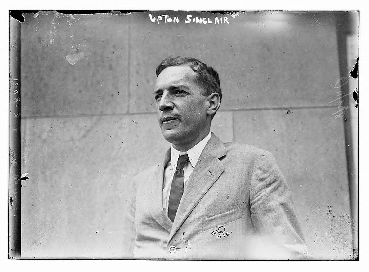 Upton Sinclair 
