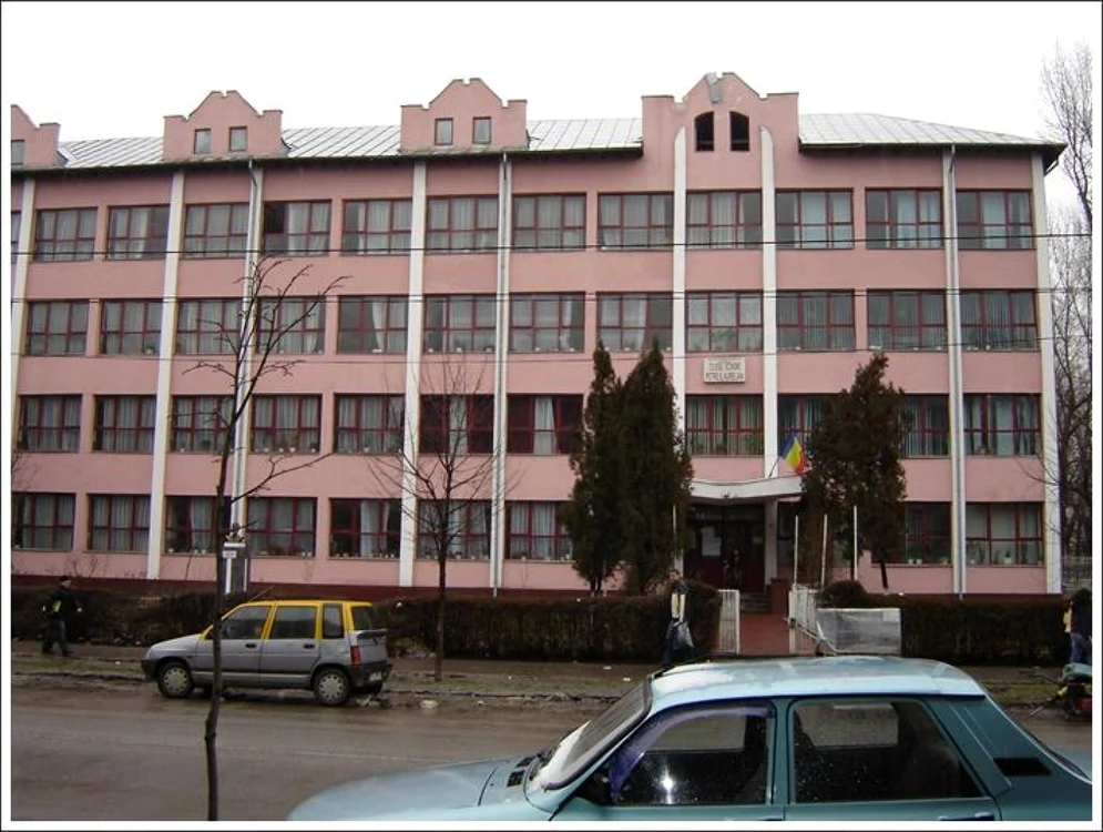 Tânărul era elev în clasa a X-a la Liceul Tehnologic Economic Slatina FOTo: Facebook/Liceul Economic
