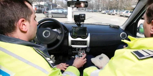 Agenţii de la Rutieră încă studiază modul în care ar trebui folosite cele zece radare distribuite în judeţ