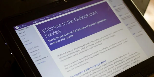 Outlook.com a păşit cu dreptul: un milion de înscrieri în şase ore