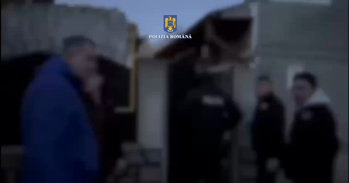 Doi adolescenți suspectați de jaf în Constanța. Suma furată și modul de acțiune Doi adolescenți suspectați de jaf în Constanța. Suma furată și modul de acțiune