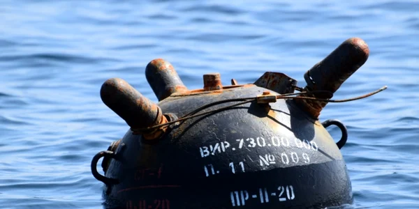 mina distrusa in marea neagra foto navy