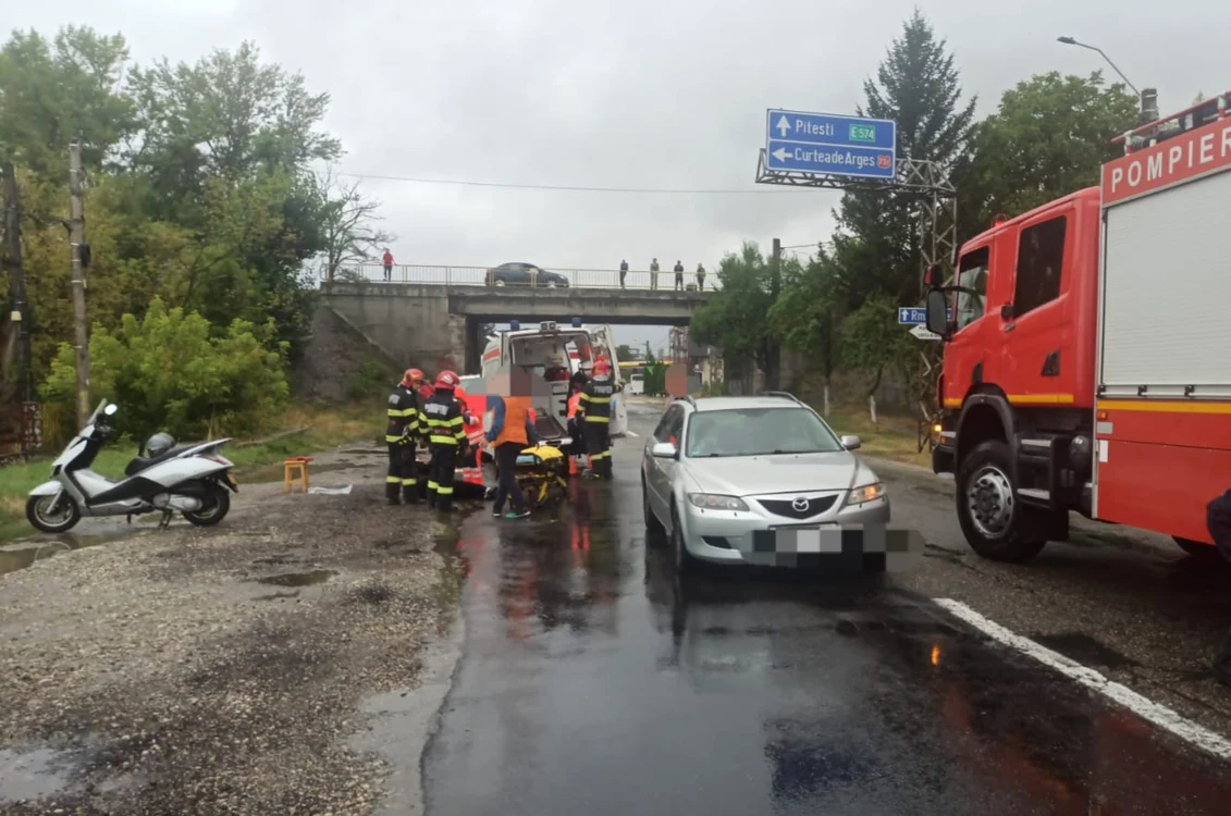 Un motociclist a fost accidentat la Câmpulung. FOTO ISU Argeș