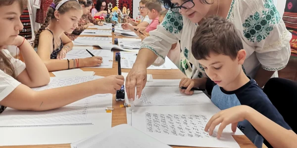atelier de caligrafie la muzeul judeţean olt - foto alina mitran