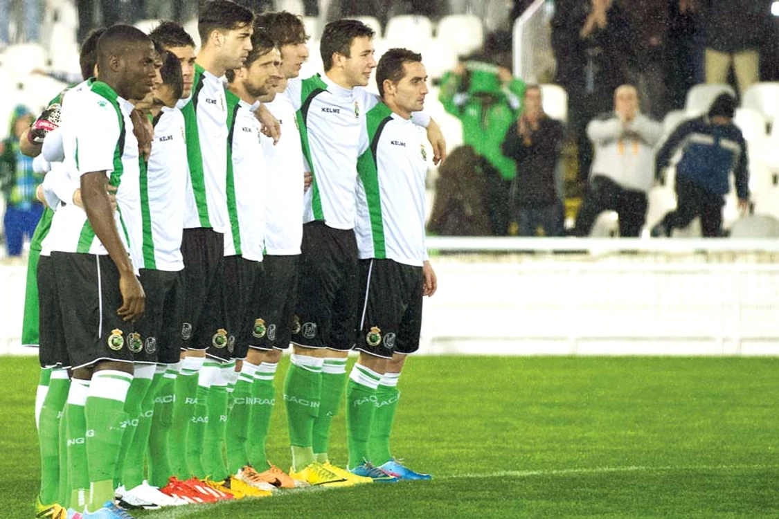 
    Clubul Racing  Santander a fost  drastic sancţionat  în urma protestului  jucătorilor  