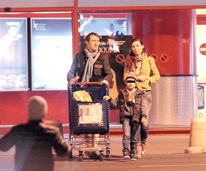 Călin Geambașu,  Angelica și Davin,  o familie fericită