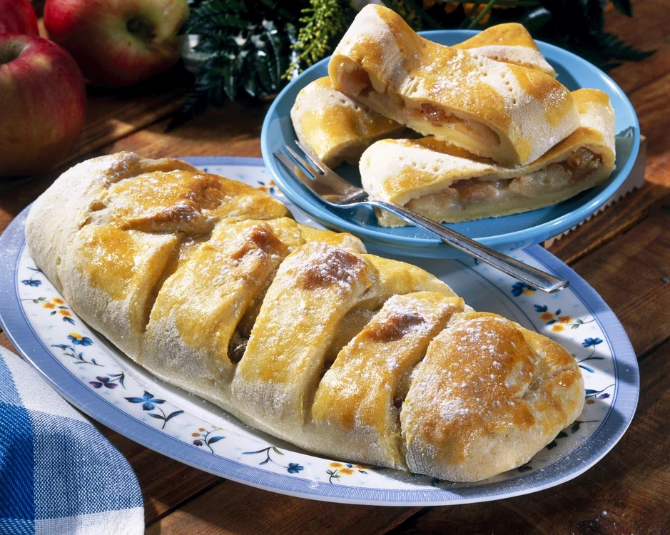 Dessert Potato Pie with Apples jpeg
