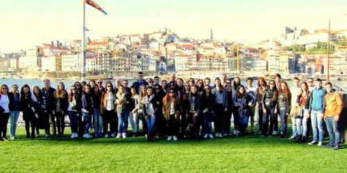 elevi severineni in portugalia