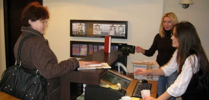 Librăria Adevărul de la Galaţi este deschisă până seara târziu