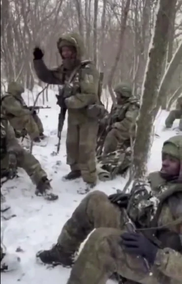 Cum exploatează Rusia rețelele de trafic de migranți pentru a face rost de soldați pentru războiul din Ucraina