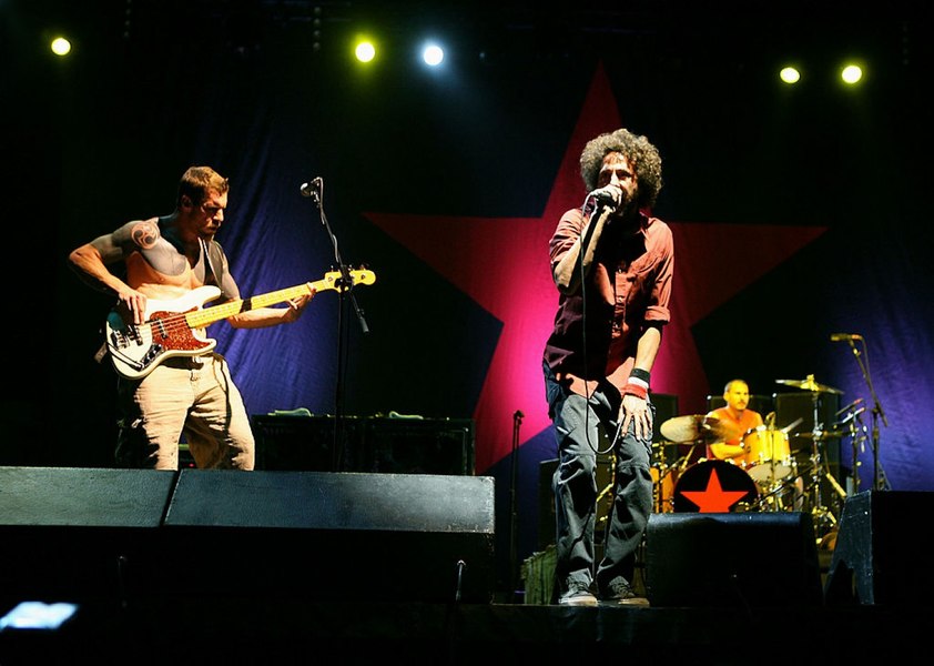 Trupa Rage Against the Machine nu va mai susţine concerte şi se destramă pentru a treia oară