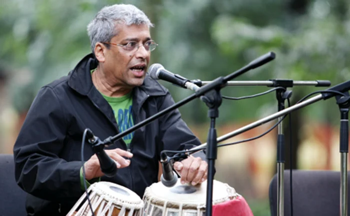 Trilok Gurtu a participat la un workshop în care a vorbit despre muzica sa