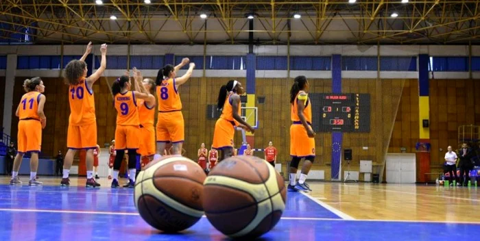 Baschet feminin. CSM Târgovişte - Universitatea Cluj 60-51