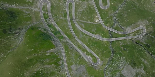 Transfăgărășan văzut din dronă Foto You Tube jpg
