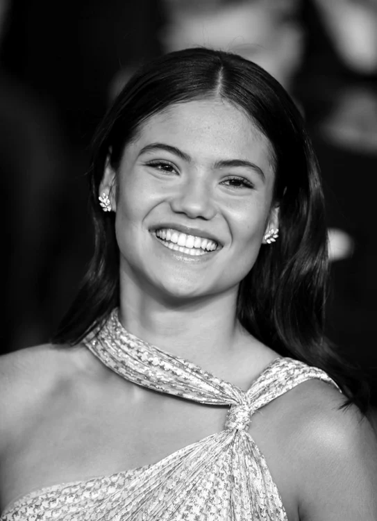 Emma Raducanu participă la premiera mondială a filmului James Bond No Time To Die la Royal Albert Hall 28 septembrie 2021 la Londra Anglia. FOTO: Getty Images